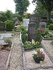 Grabmal Elze Steinmetz Elze, Aussentreppe Naturstein Treppe Salzhemmendorf, Gronau Kchenarbeitsplatten Granit