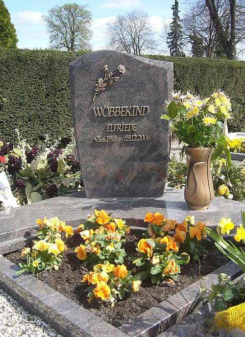 Grabmal Elze Steinmetz Elze, Aussentreppe Naturstein Treppe Salzhemmendorf, Gronau Kchenarbeitsplatten Granit